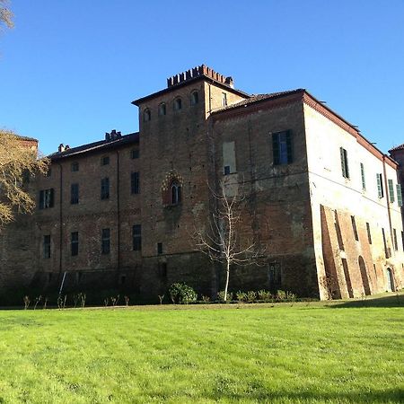 Castello Sannazzaro B&B Giarole 외부 사진